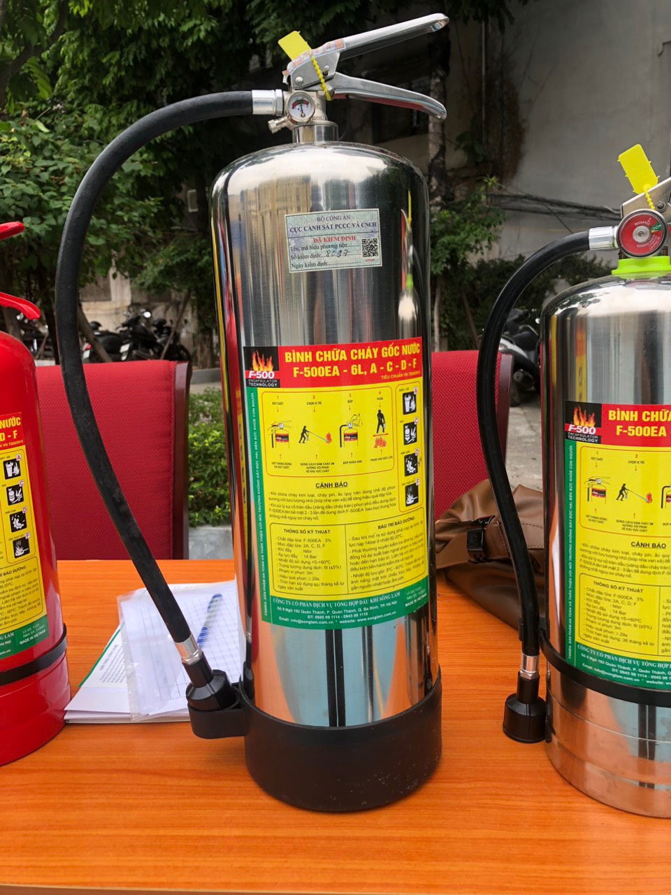 Bình chữa cháy F-500EA 9 Lít Bình chữa cháy F-500EA 9 Lít